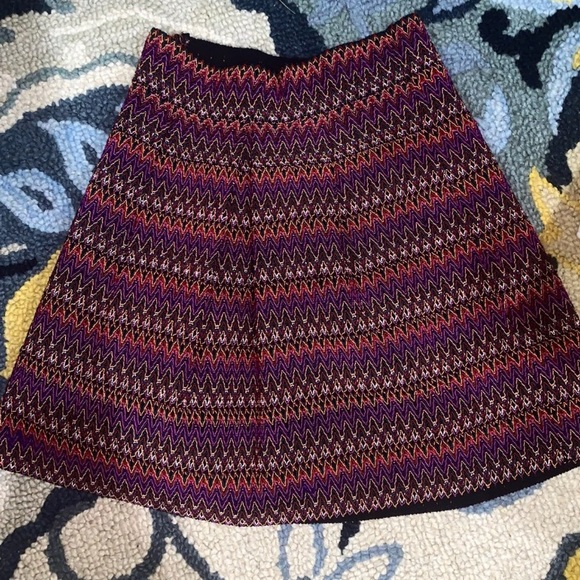 Patterned skirt - Picture 3 of 4